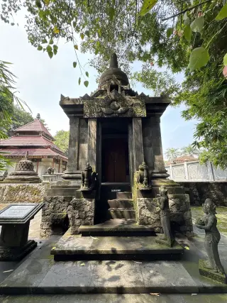 Kantor Kelurahan Mendut