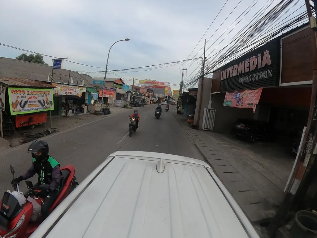 Ayam Gepuk Eco Raos