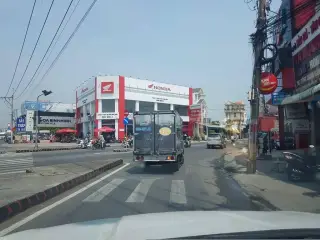 Trà Sữa Cầu Vồng Tím