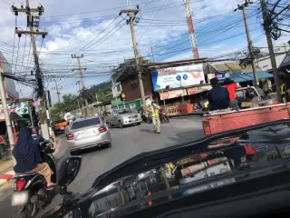 Sanak Ptibati Thrrm Tir Lak S'̒ Th.Mae Hl Wn Phuket