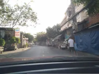 Tiệm Cà Phê 1994