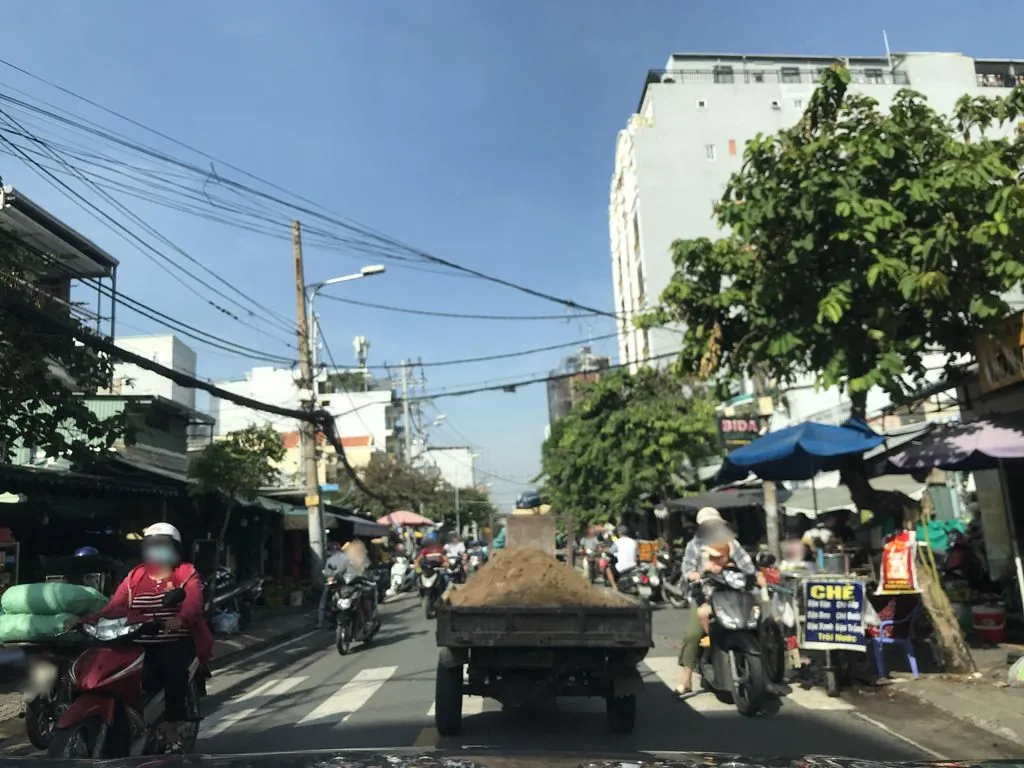 Cửa hàng WIN 82 Lý Phục Man