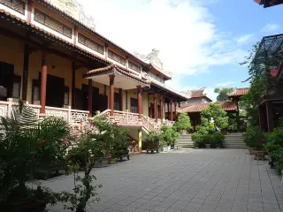 Chùa Từ Đàm