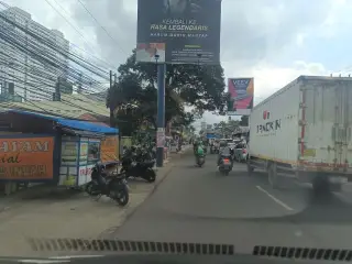 Rumah Makan Khas Sunda Cibiuk