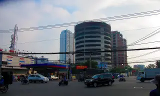 Truong Trung Hoc Pho Thong Hoang Quoc Viet