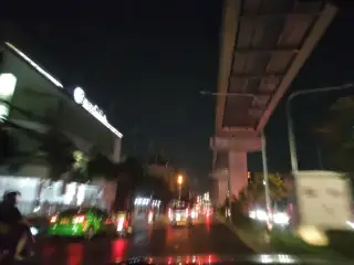 Mae Sri Reuxn / Maesriruen | Bangkok