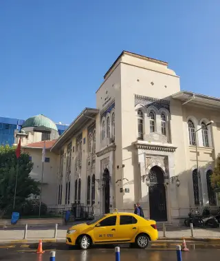 İzmir Optisyen Gözlükçüler Odası — фото 3