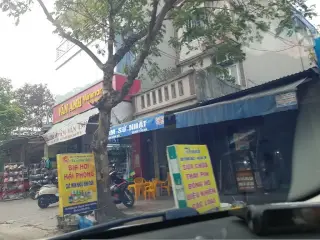 Quán Lá Thịt Chó