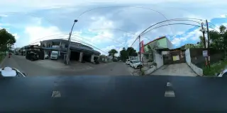 Bakmie Jawa and Ayam Goreng Kremes Mas Tri
