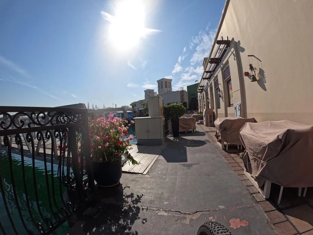 Cherrie Blossom Café & Restaurant
