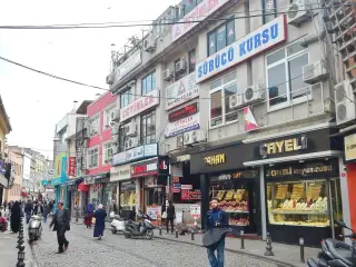Üsküdar Halide Edip Adıvar Lisesi Mezunları Derneği