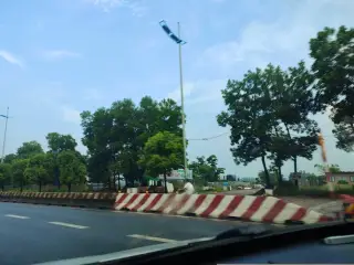 Hồ câu đài khắc hiền