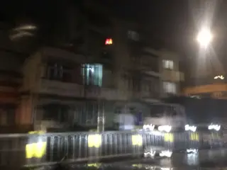 NHÀ TOM