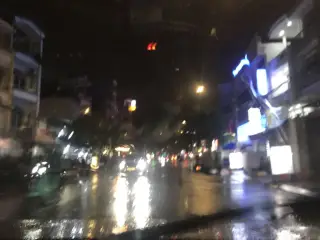 Lẩu 94