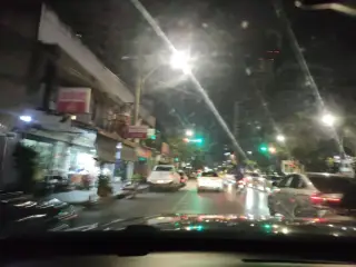 Ran Kwyteiyw Phi Can