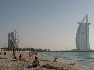 Beach Lounge - Temporarily Closed