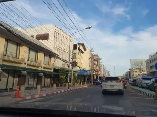 ก๋วยเตี๋ยวลูกชิ้นน้ำใสไซเรนซ์ หัวหิน