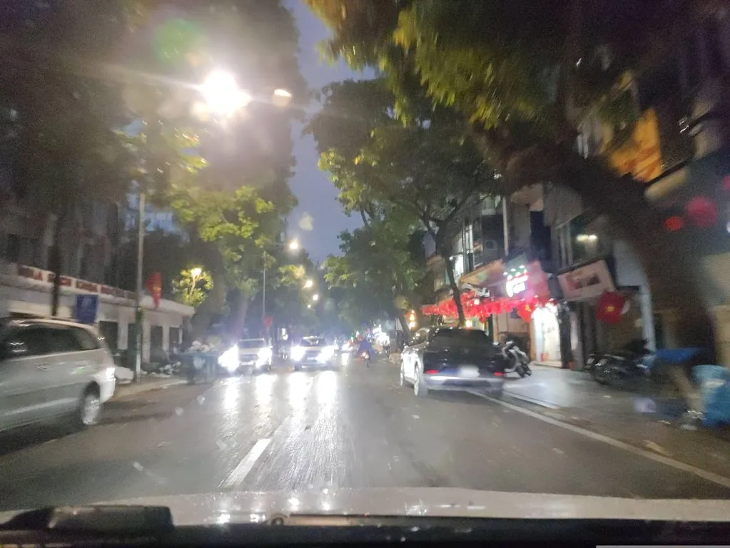 LẨU - NƯỚNG 40a Trần Xuân Soạn