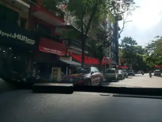 Góc trà bé trong tiệm móng nhỏ
