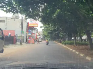 Gantungan Baju