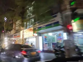Lẩu Khô Quảng Đông