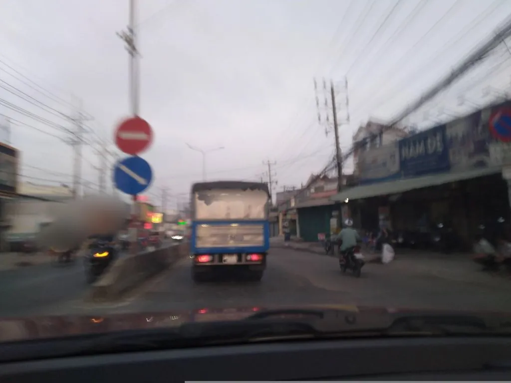 cửa hàng tự chọn Ngọc Lý