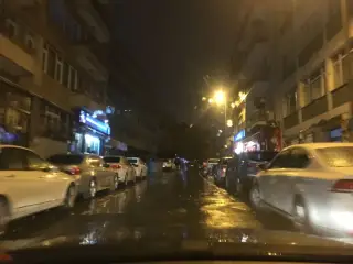 Ayhan Market