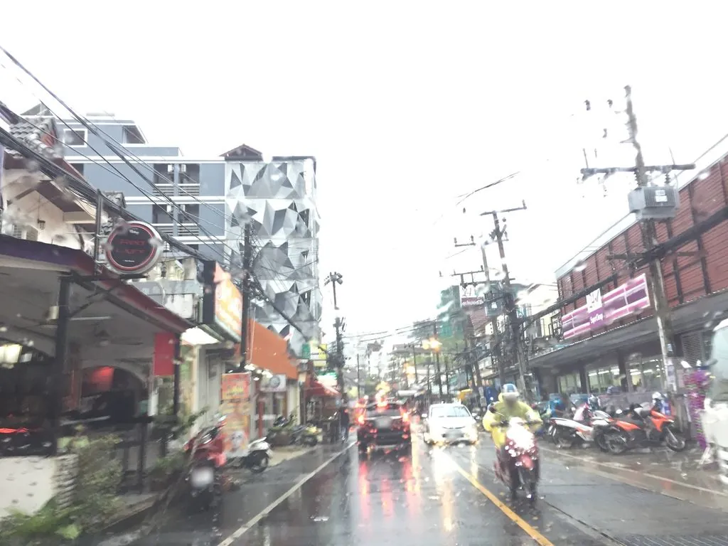 Patong Guesthouse and Rooms