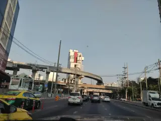 Gourmet Market Mrt Ladprao