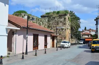 Antalya Anıtlar Kurulu
