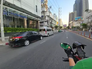 D Bangkok Clinic