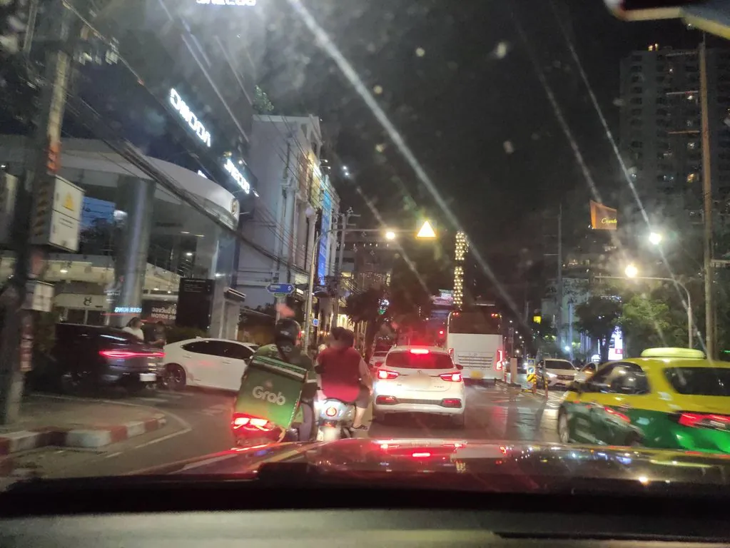 Omgm.bkk - Marché Thonglor