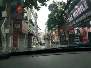 Hoàng Quyên Boutique