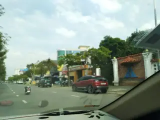 Lang Ba Ba Song Viet Restaurant