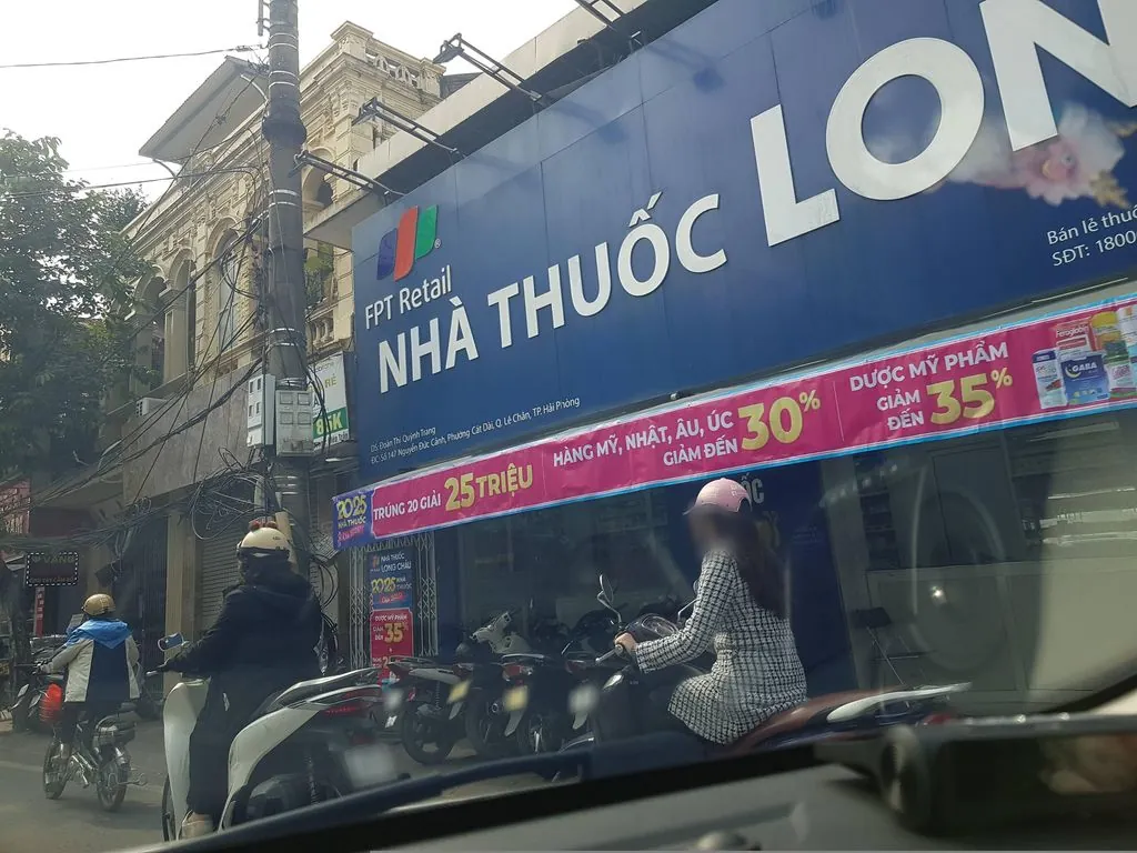 Mắt Kính Đức Vinh