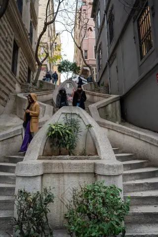 Galata Ticari/İstanbul — фото 3