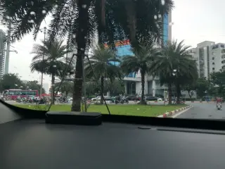 Thuê Xe VietFast Trans
