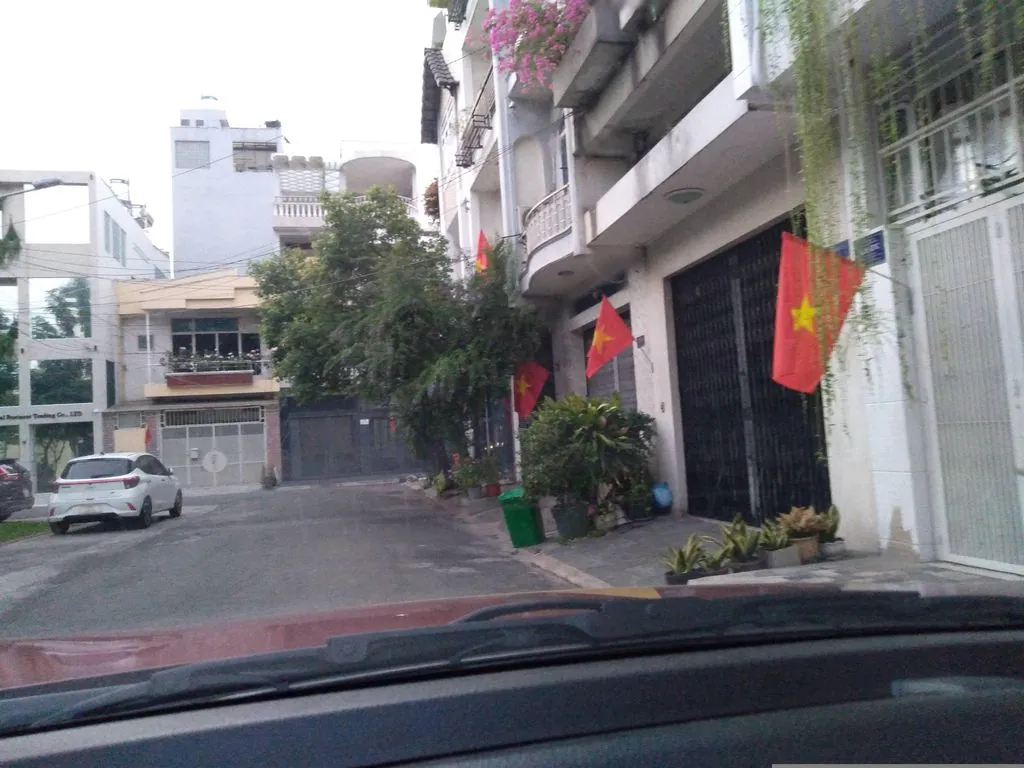 Công Viên Bàu Cát 3