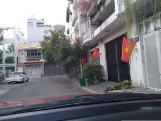 Công Viên Bàu Cát 3