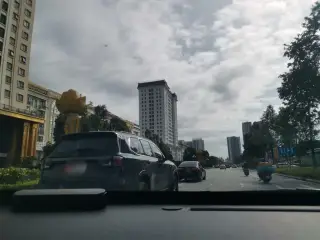 Nhà Hàng Hướng Dương