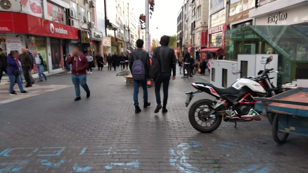 Şampiyon Canlı Ses Deşifresi