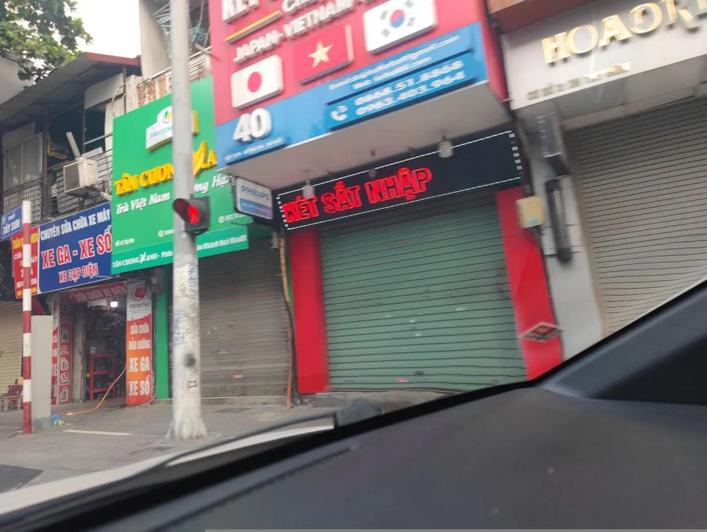 Nha Khoa Quốc Tế LuxiDent