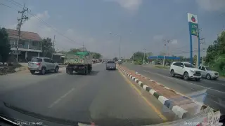 Bang Li Neux Tun Ran Lek Lek Mi Luklab