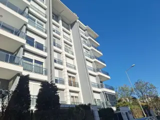 Ayşe Keser 3 Apt.