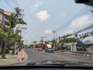 นฤมล Suki House
