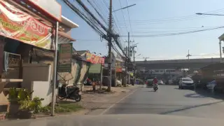 Ran Ko Deng Sxd Caeng Hnxng Wad
