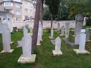 Köstendilli Ali Efendi Türbesi — รูปที่ 1