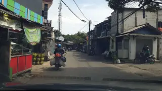 kedai_hirahda