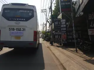 Tiệm Cắt Tóc Lê Vy