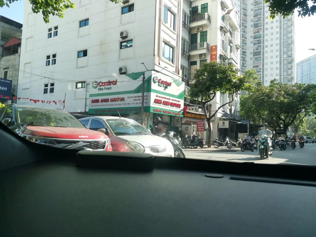 Cơm tấm Sài Gòn - Út Thắng Trung Kính